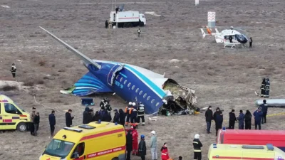 Kronologi Jatuhnya Pesawat Azerbaijan Airlines: 38 Tewas, Kesaksian Tim Medis Mengguncang