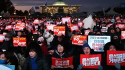 Ribuan Warga Korea Selatan Demo Tuntut Presiden Yoon Suk Yeol Mundur