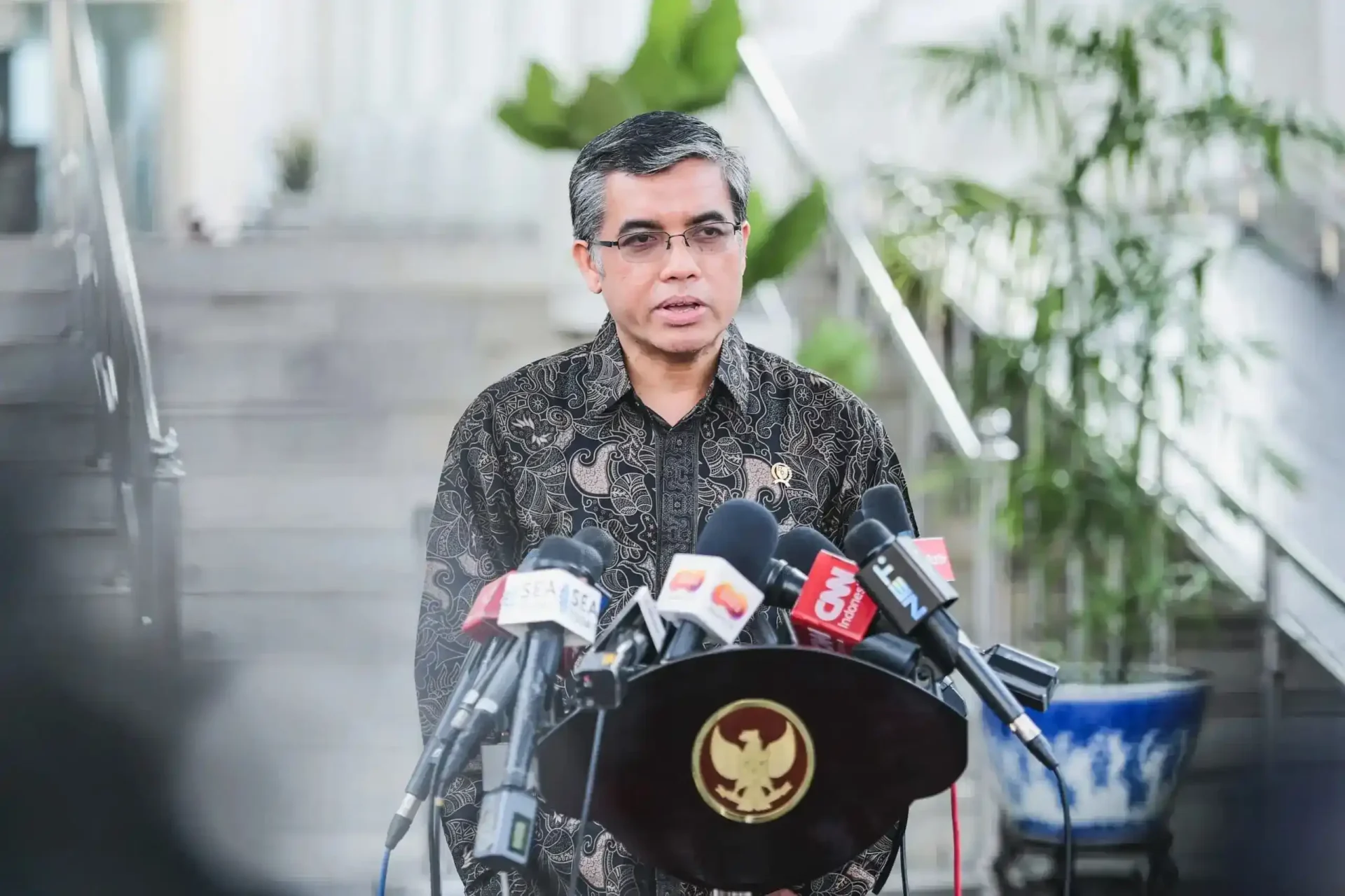 Besok! Menaker Siap Umumkan Aturan UMP 2025, Ada Insentif untuk Pengusaha