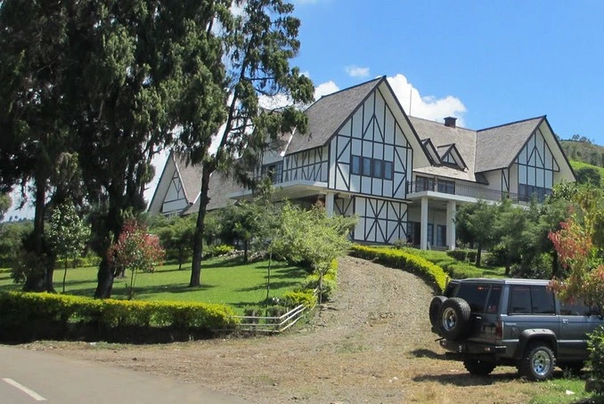 Rumah Putih Cukul (Villa Jerman)